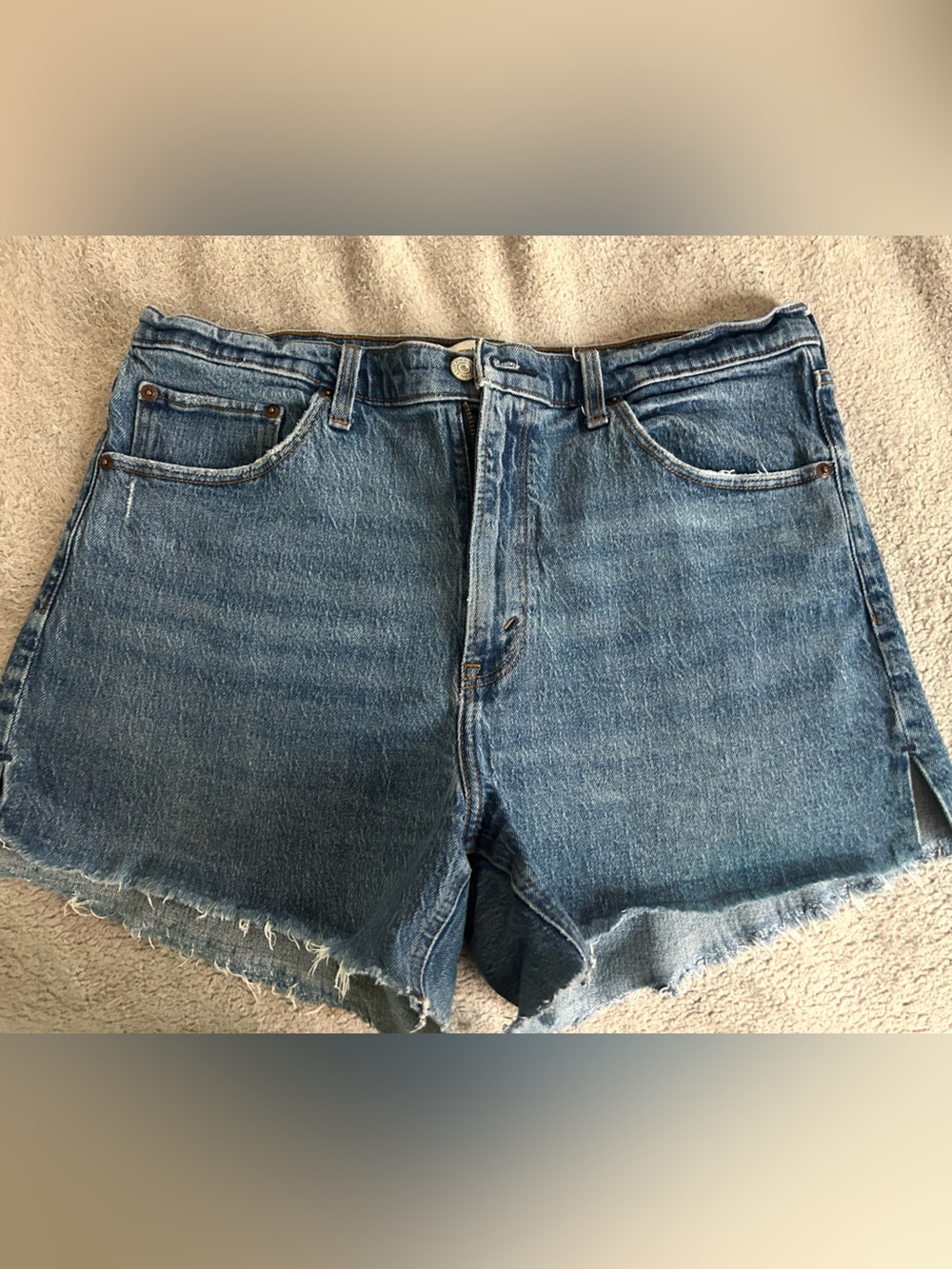 Abercrombie & Fitch 4’ mom shorts, high rise size 32/14